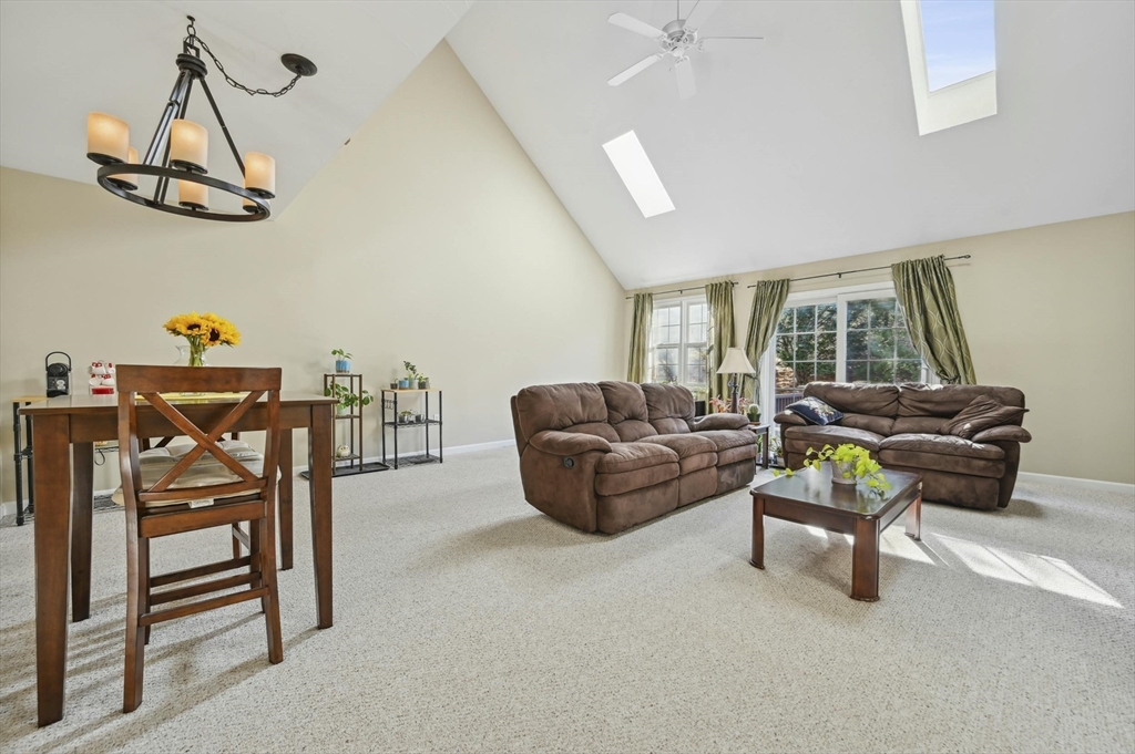 104 Ariel Cir # 66