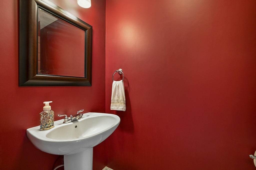 104 Ariel Cir # 66