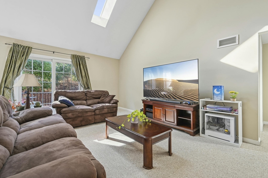 104 Ariel Cir # 66