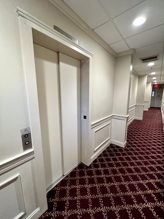 6 S Washington Street # 204