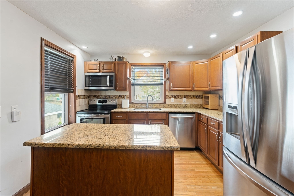 61 Mendon Rd