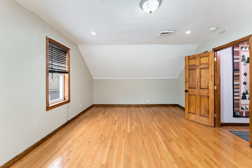 61 Mendon Rd
