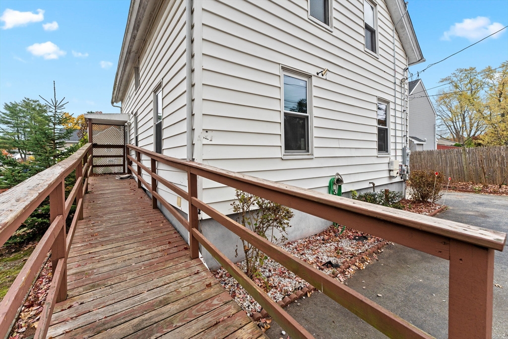 61 Mendon Rd
