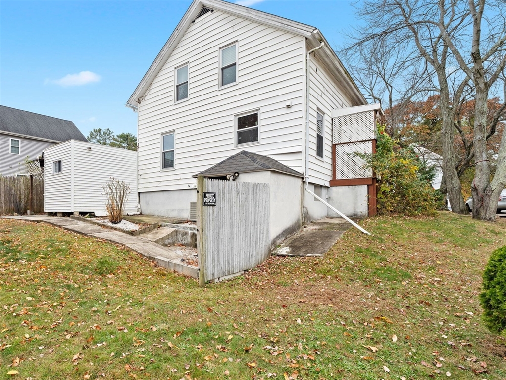 61 Mendon Rd