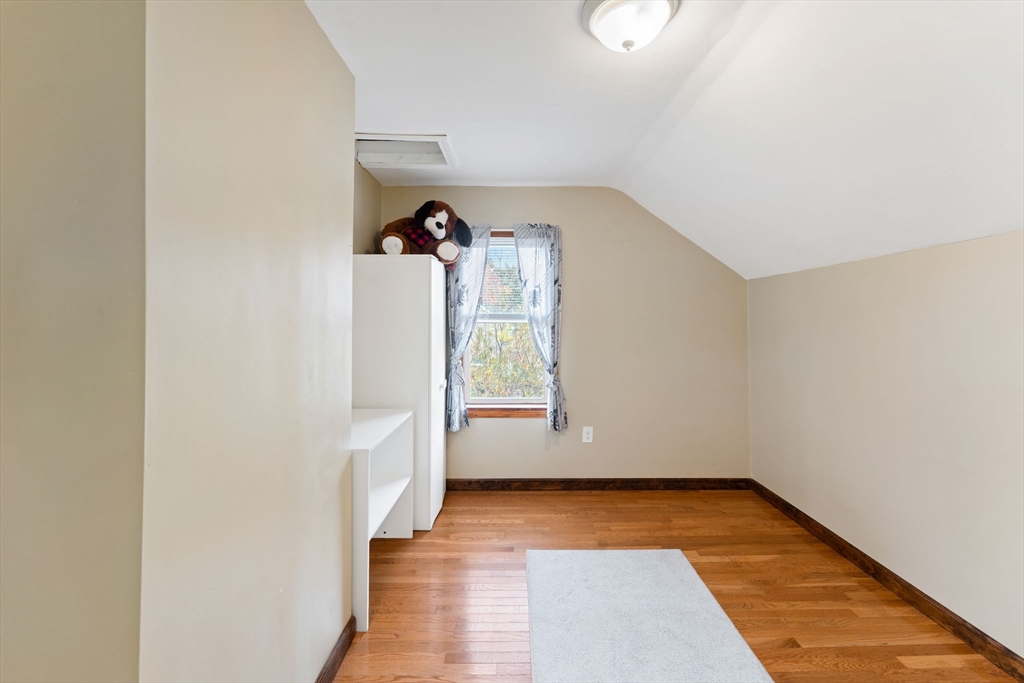 61 Mendon Rd