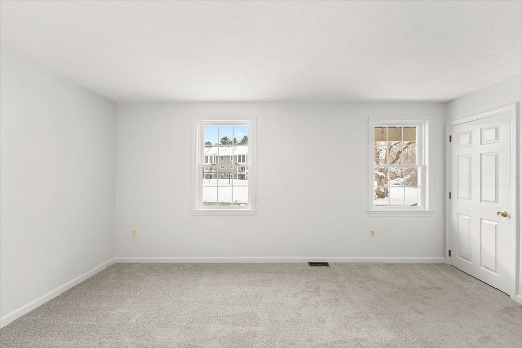 453 Turnpike St # 14