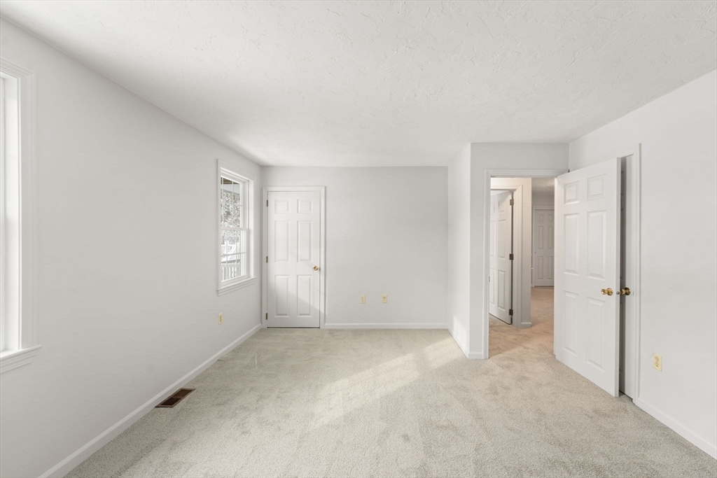 453 Turnpike St # 14