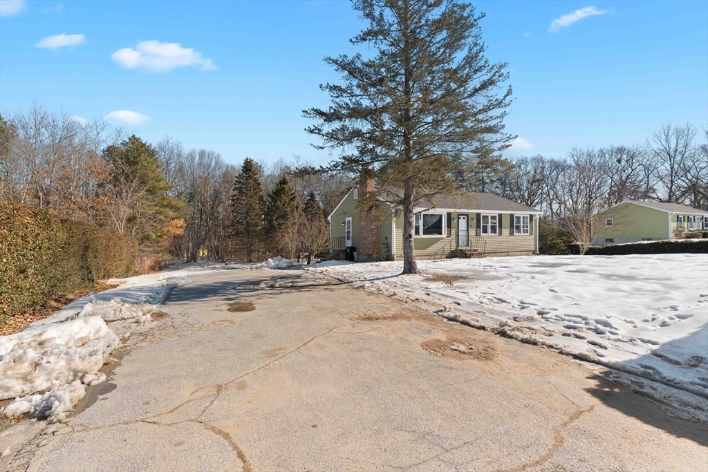 201 Mendon Rd