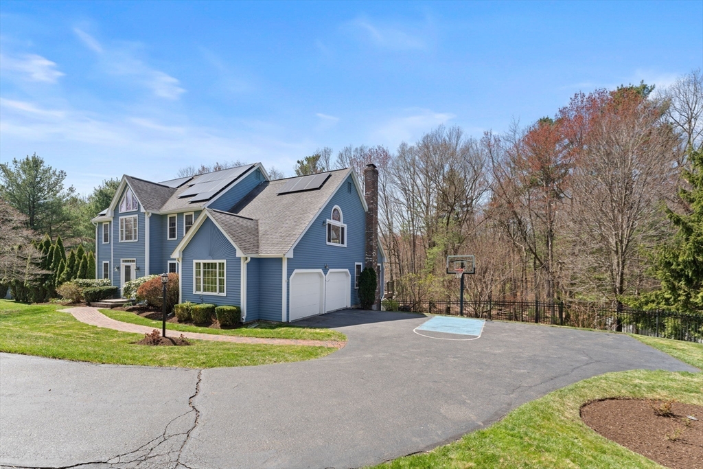 3 Tammer Lane