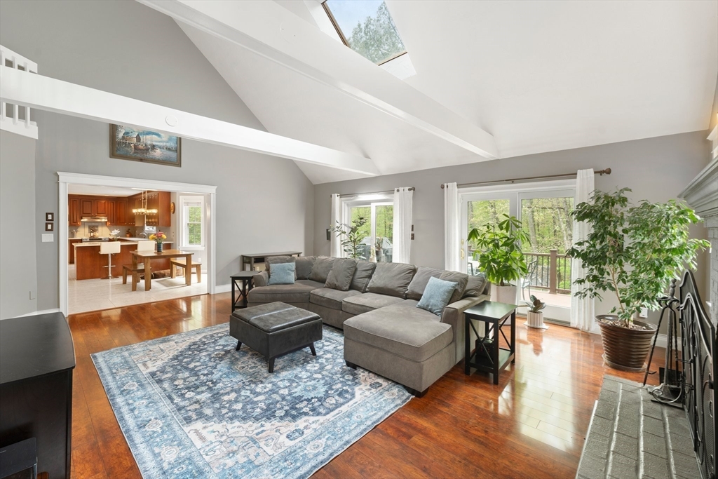 3 Tammer Lane