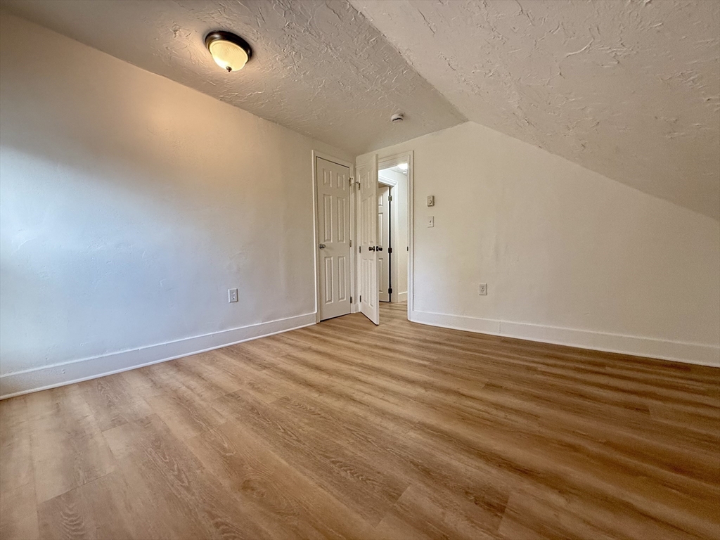 542 Mount Hope Street # 3
