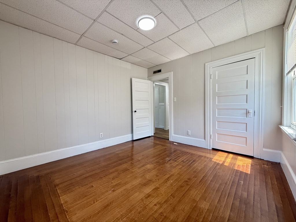 346 Broadway # 8