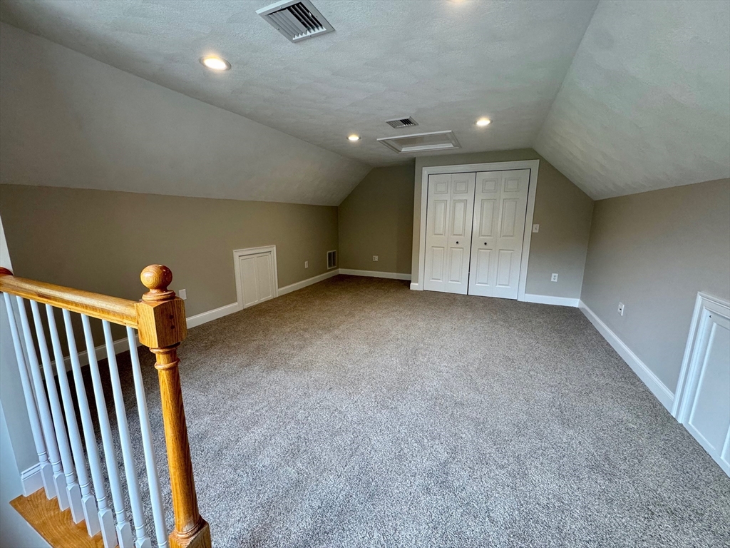 38 Florence Ave # 38