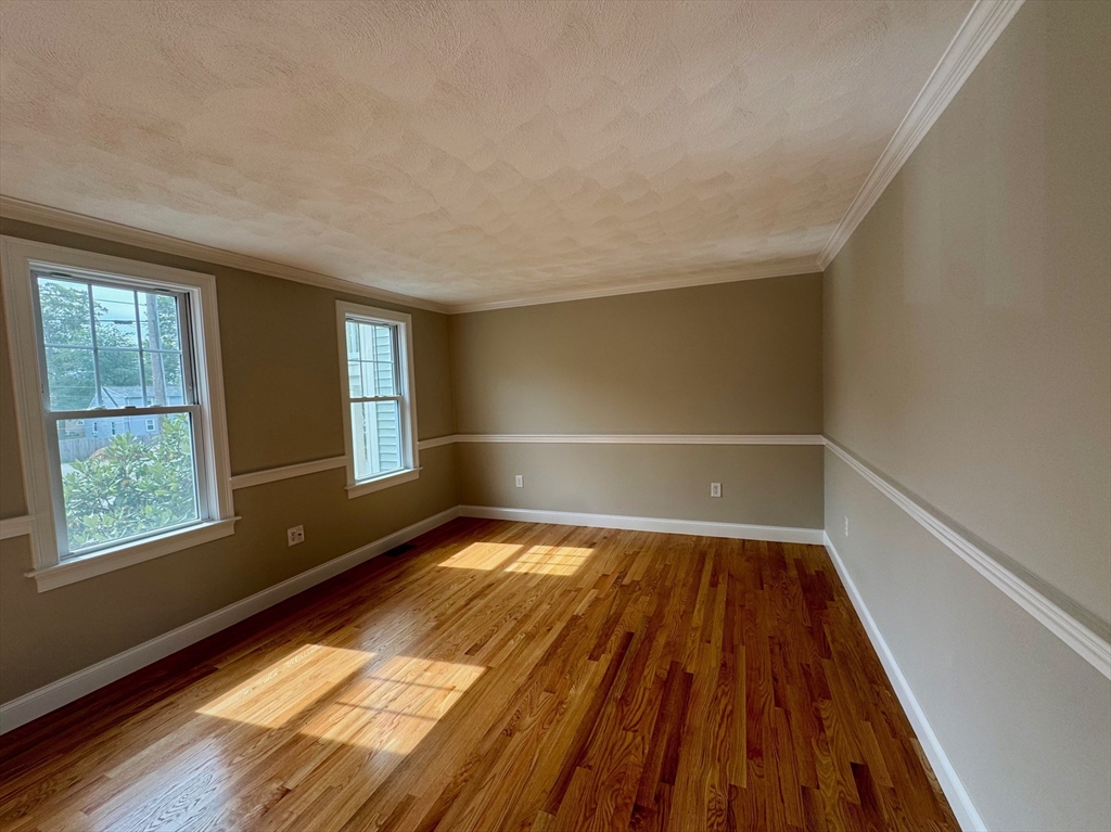 38 Florence Ave # 38