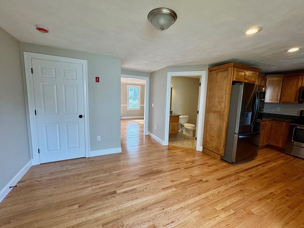 38 Florence Ave # 38