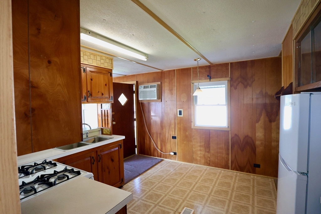 130 E Washington Street # 84