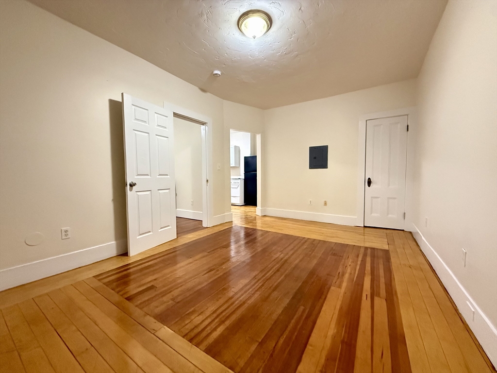 11 John Street # 12