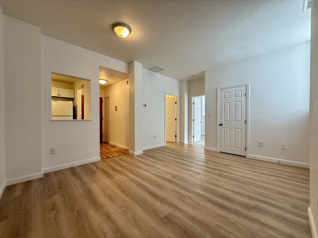 6 S Washington Street # 101