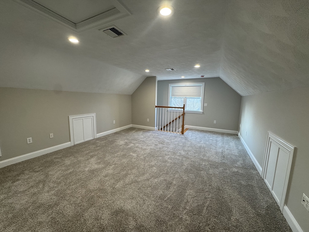 34 Florence Ave # 38