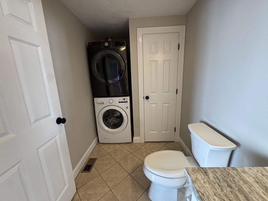 34 Florence Ave # 38