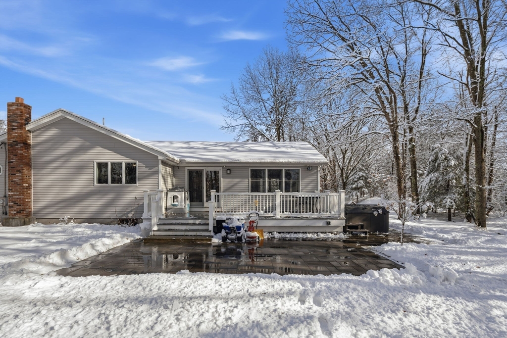 52 Montclair Dr