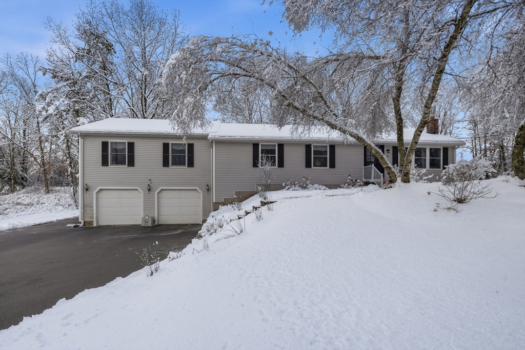 52 Montclair Dr