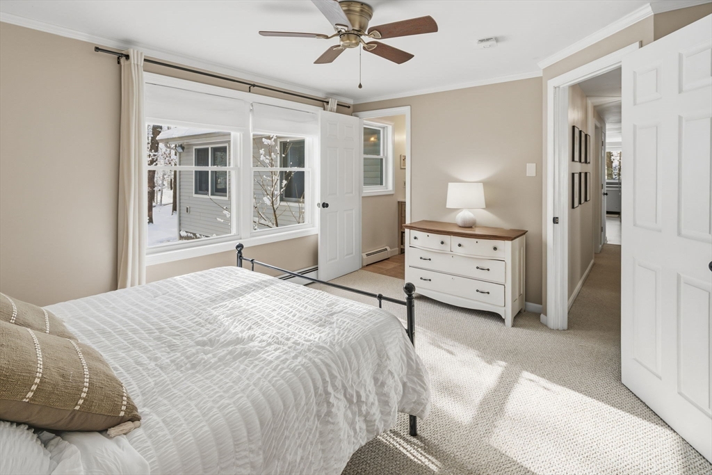 52 Montclair Dr