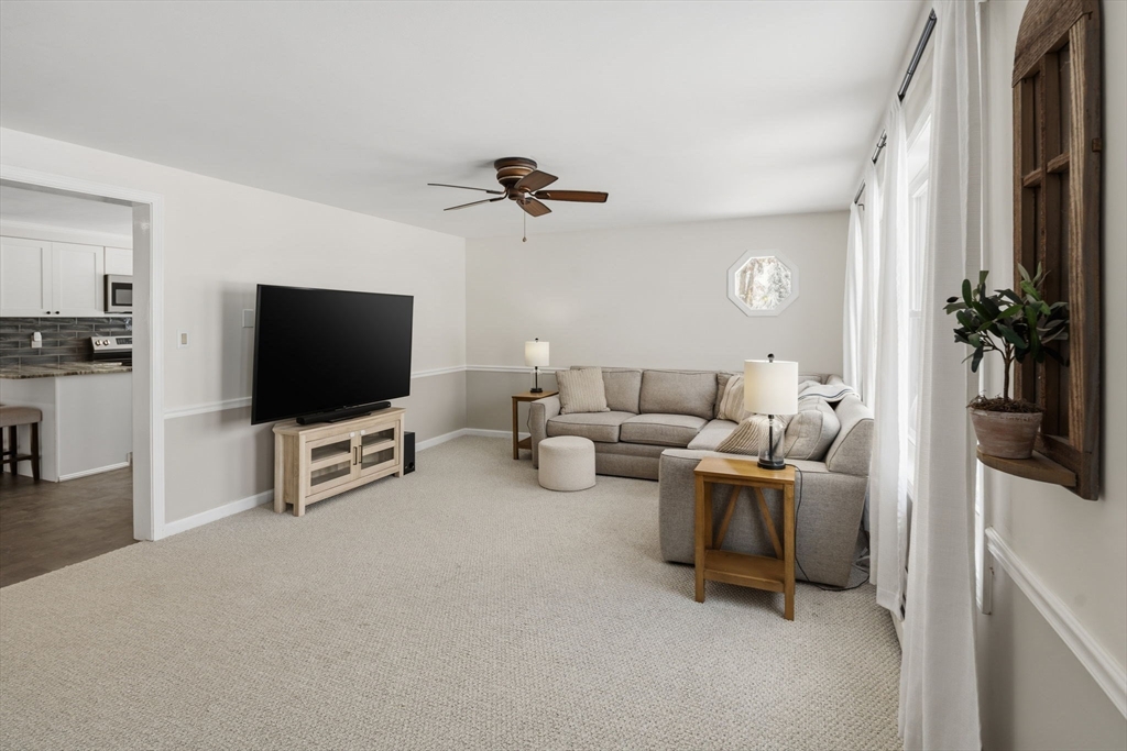 52 Montclair Dr