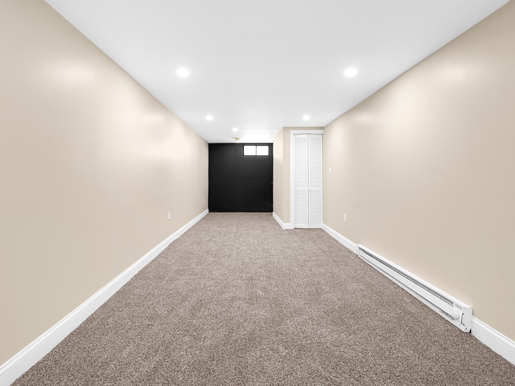 41 Flora Rd