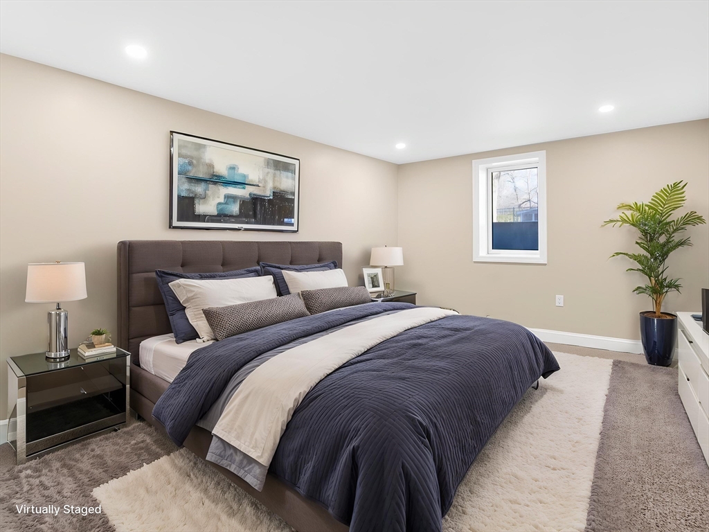 41 Flora Rd