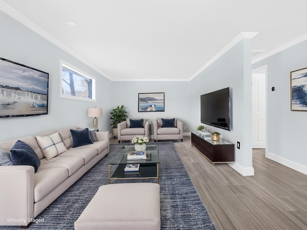 41 Flora Rd