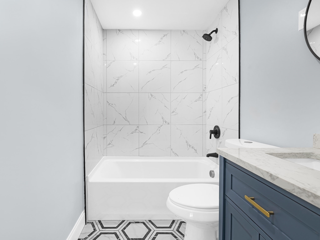 41 Flora Rd