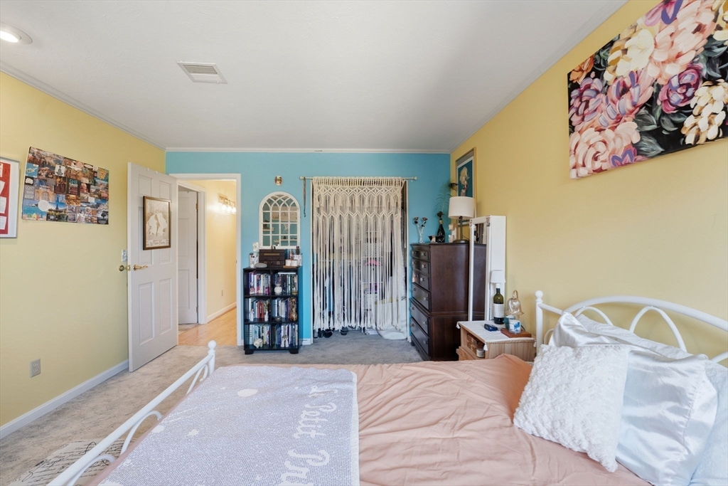 221 Oak St # 31 Unit: 14-31