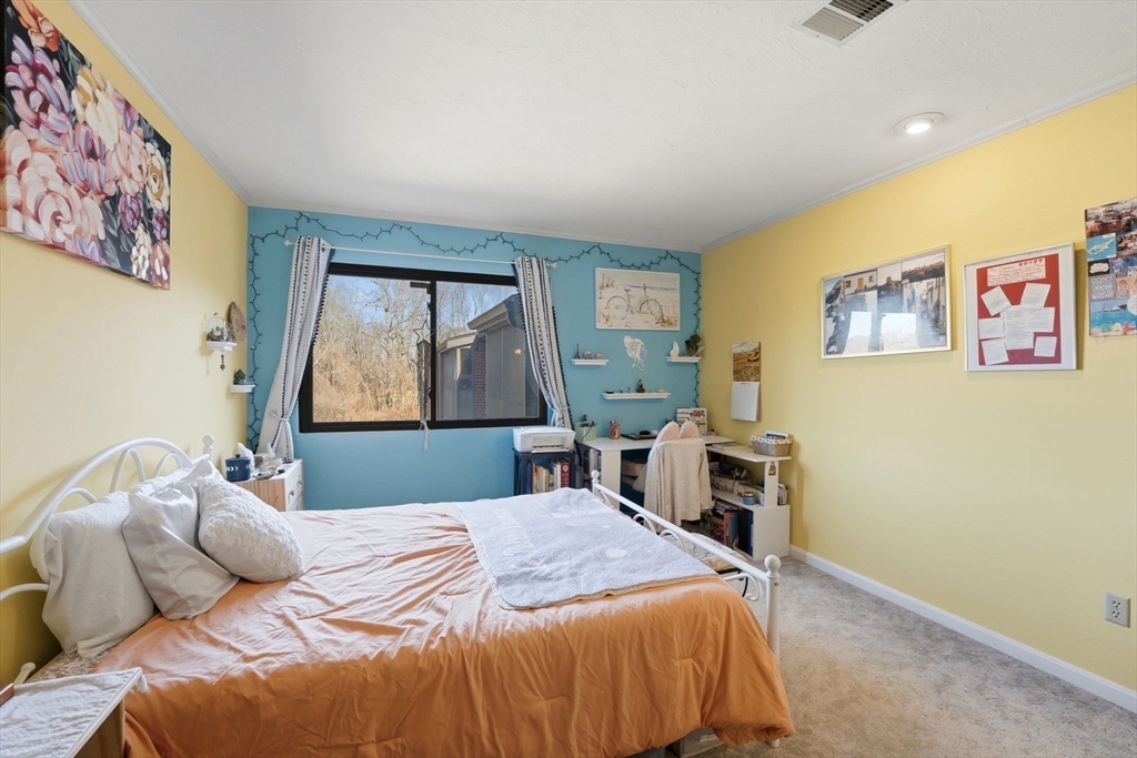 221 Oak St # 31 Unit: 14-31