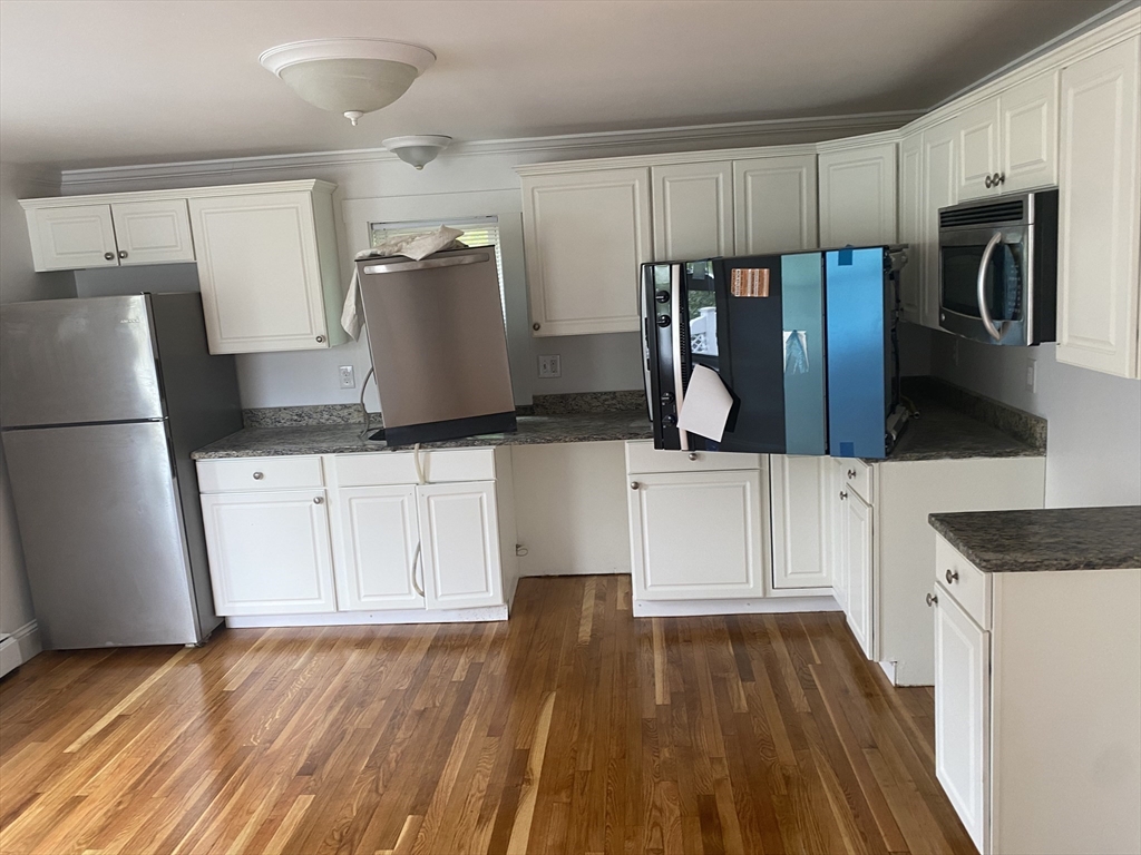 75 Deering Sq