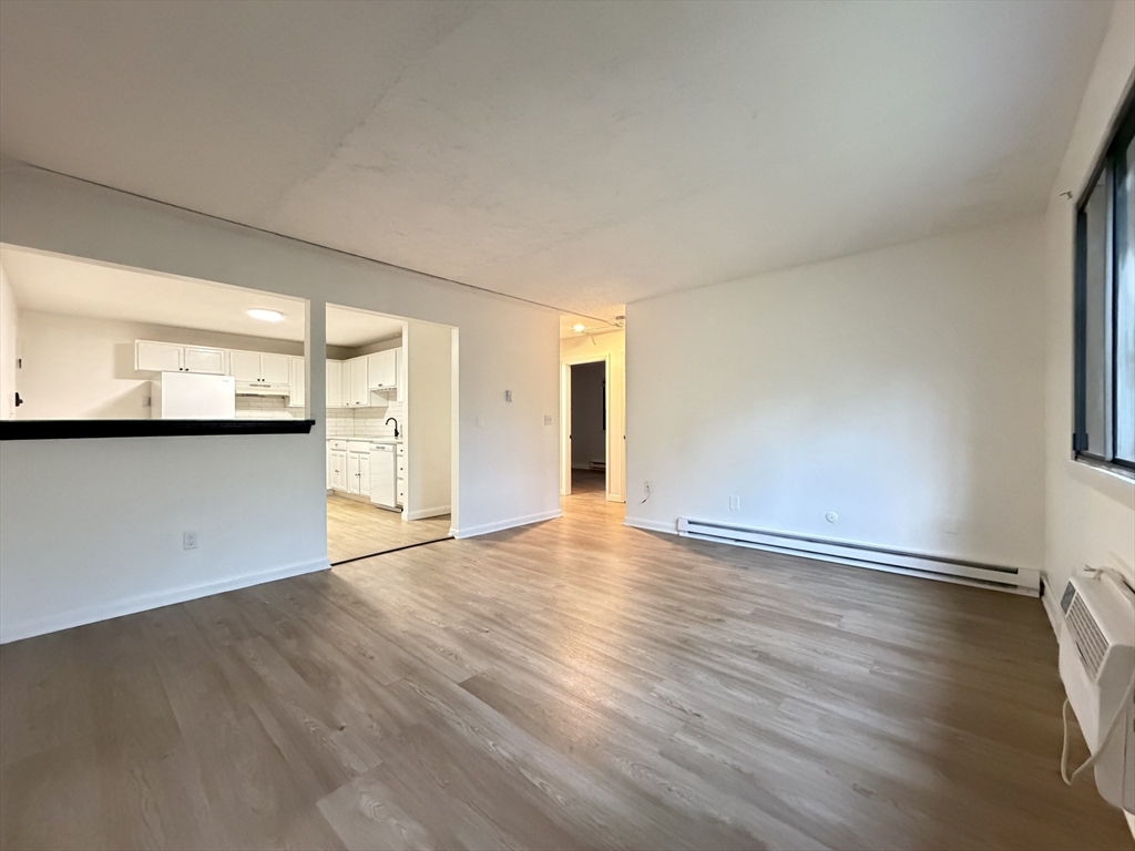 18 Pierce Street # 3B