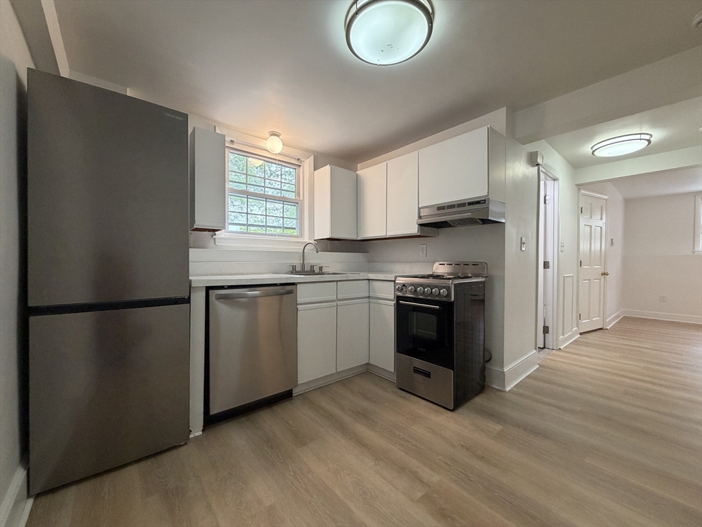15 Park Avenue # 13