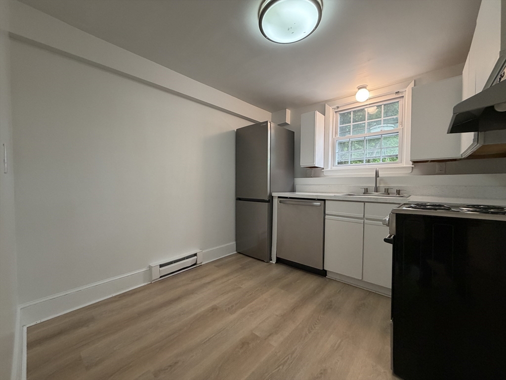 15 Park Avenue # 13