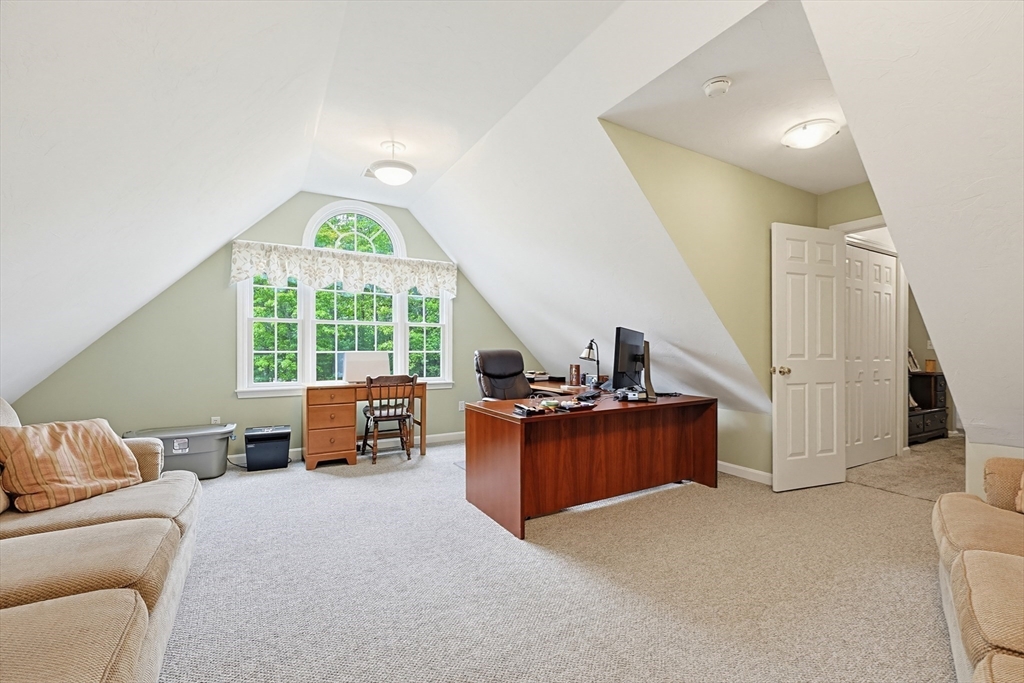 8 Douglas Dr