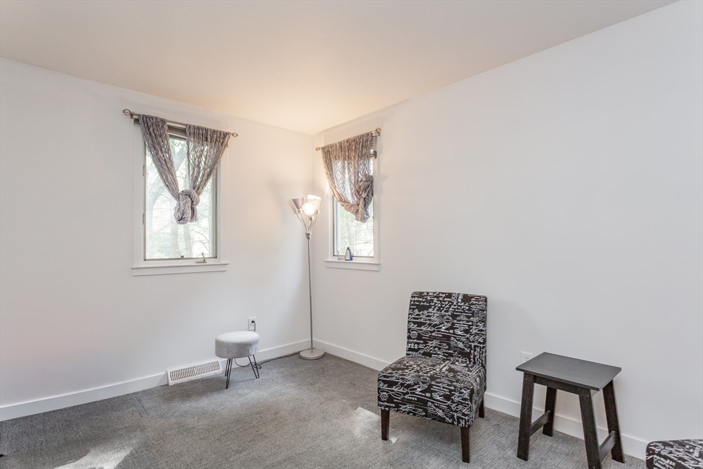88 Newcomb St