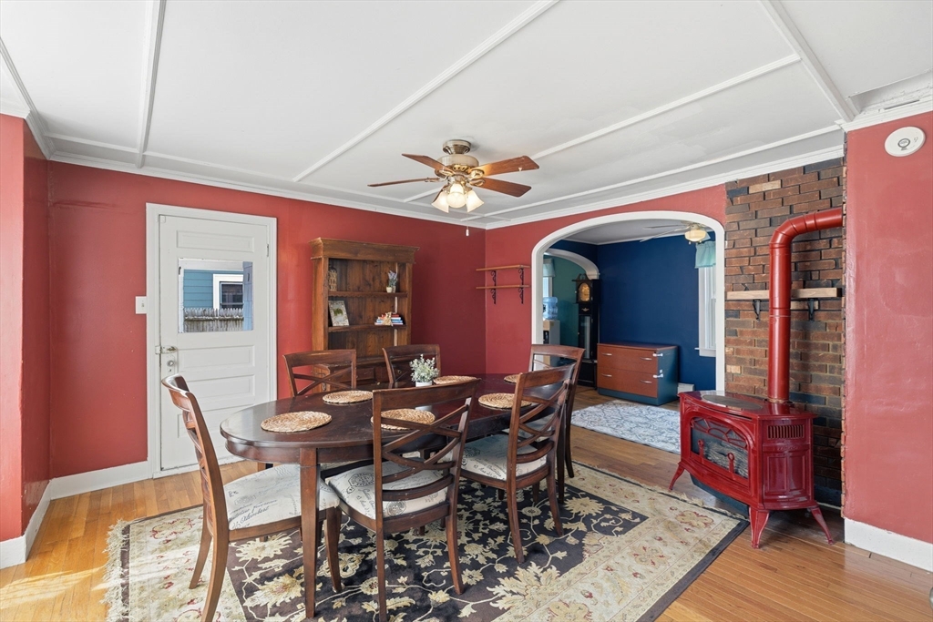 29 Fisher St