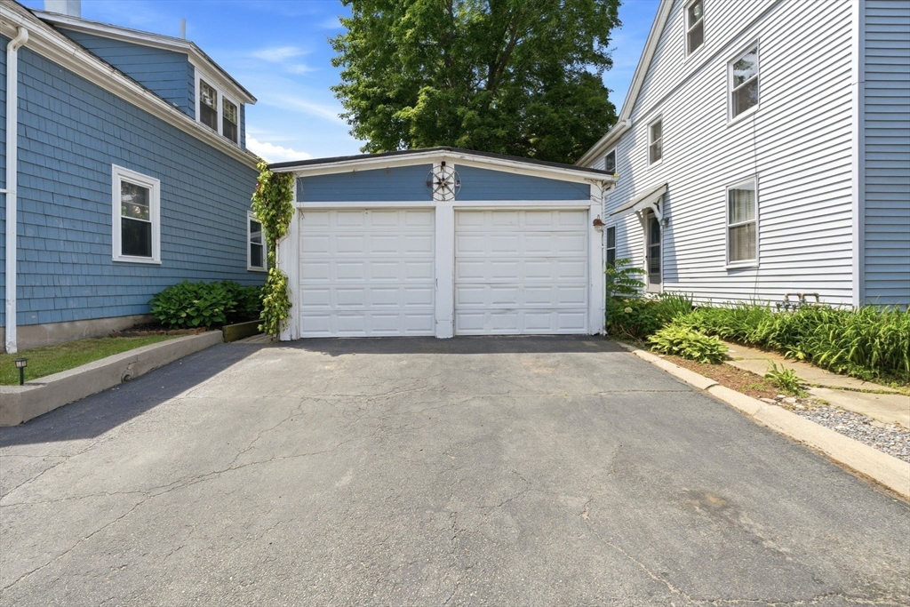 29 Fisher St