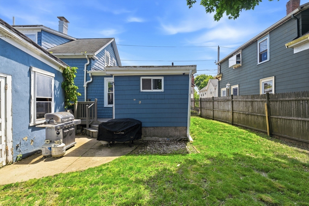 29 Fisher St