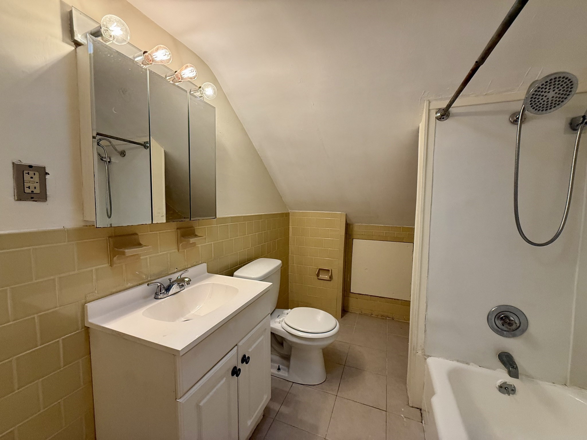 28 Fisher St # 28