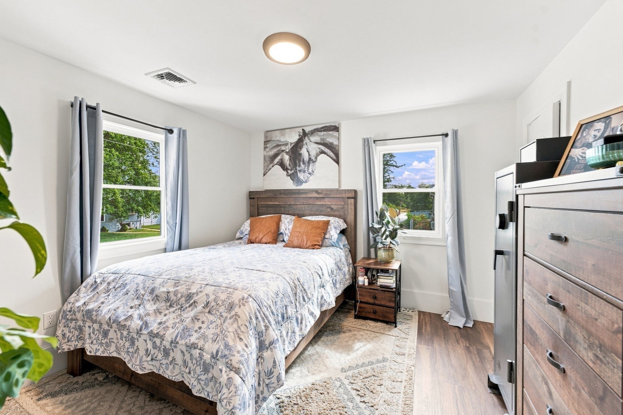 47 Perkins St