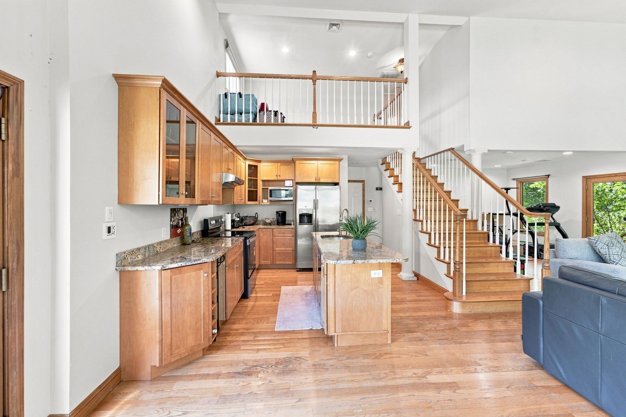 25 West St