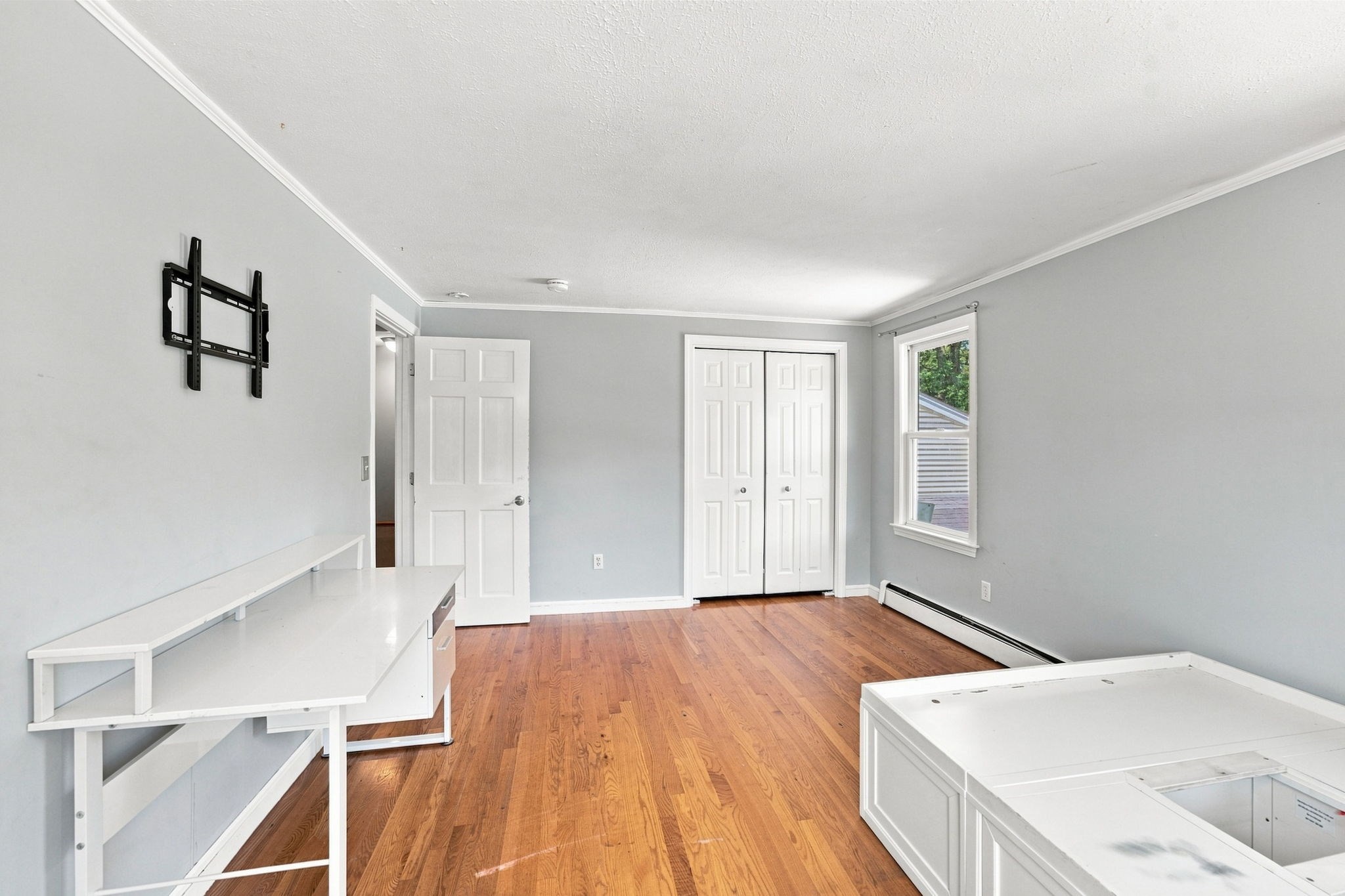 25 West St