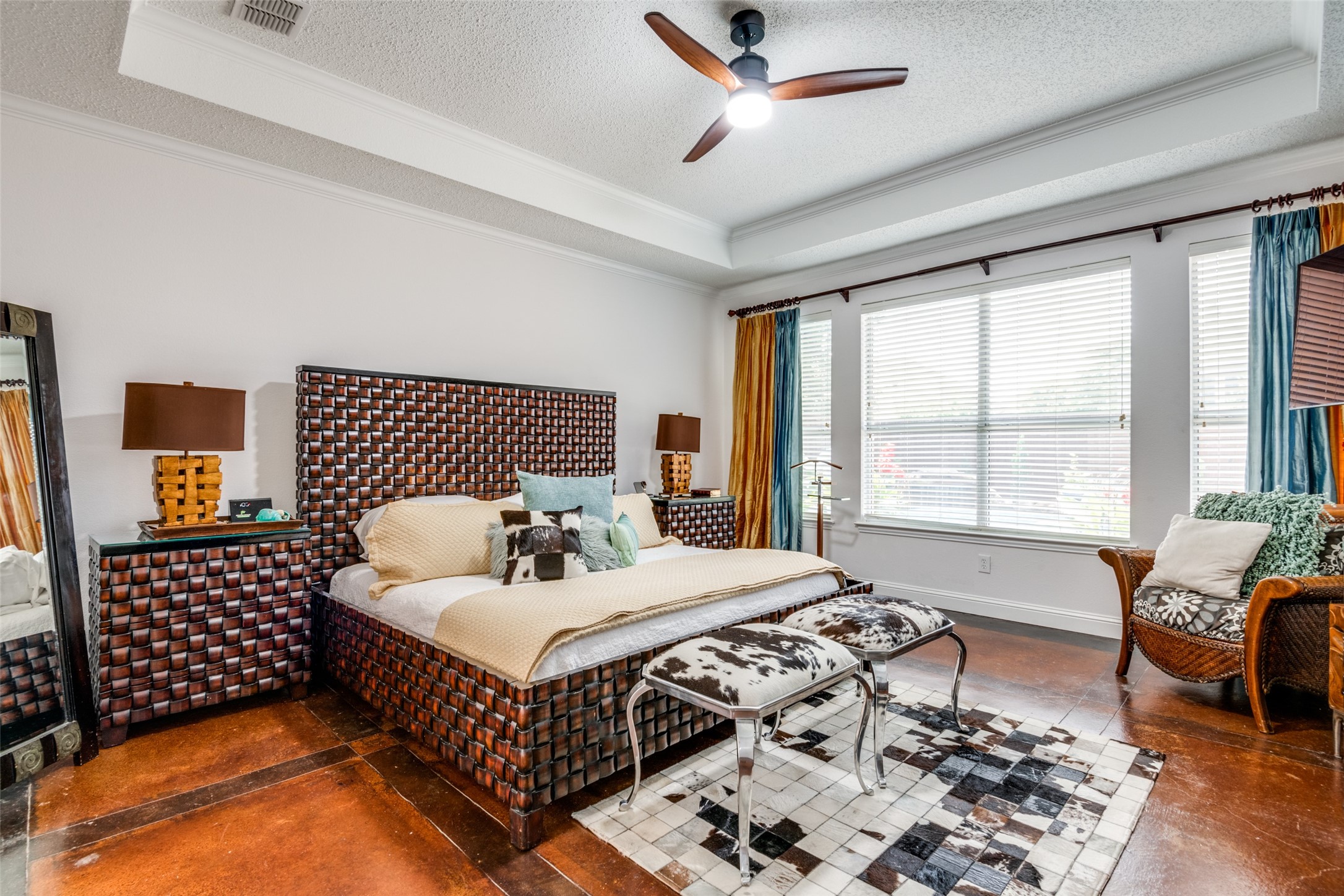 7931 Sunflower Way