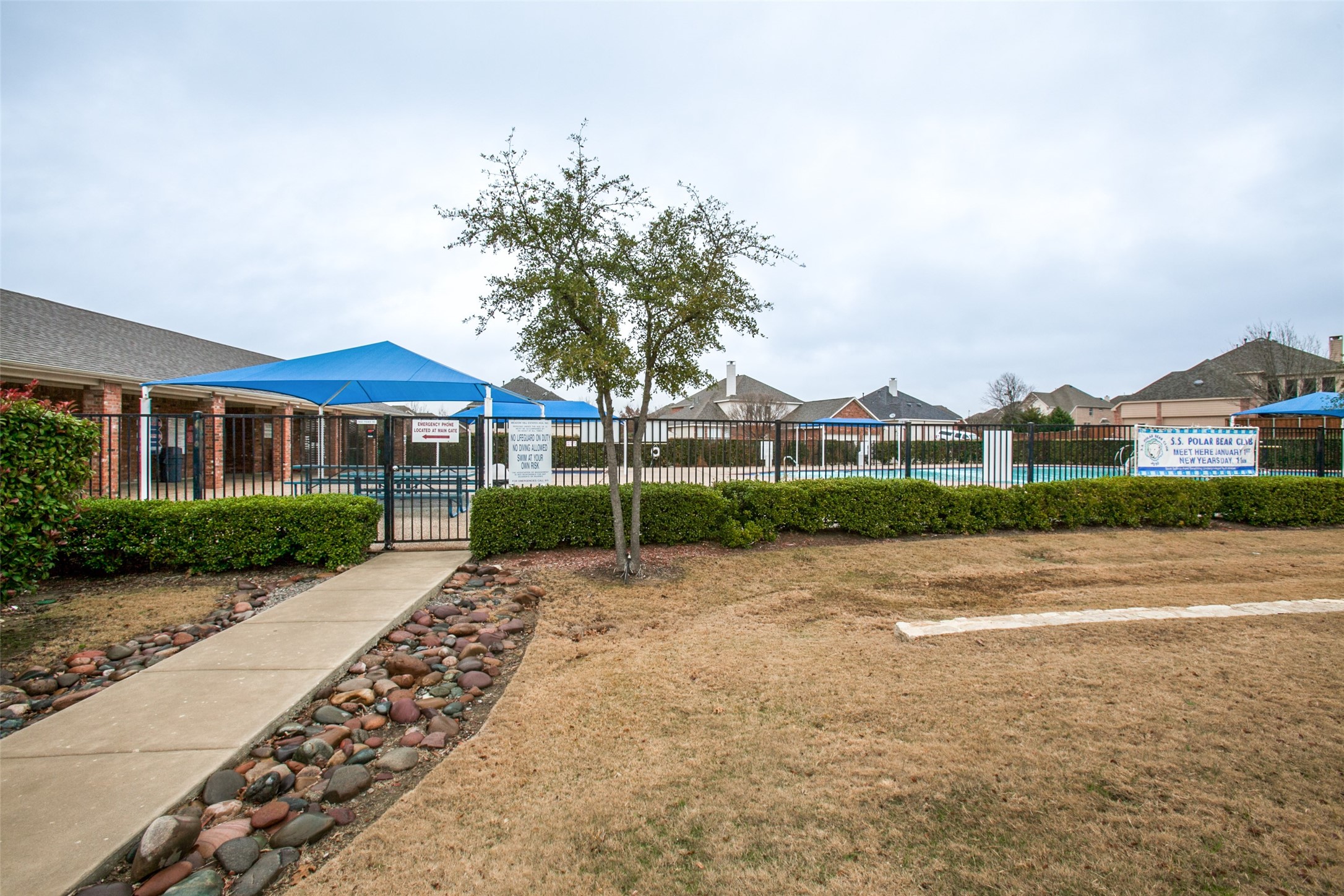 7931 Sunflower Way