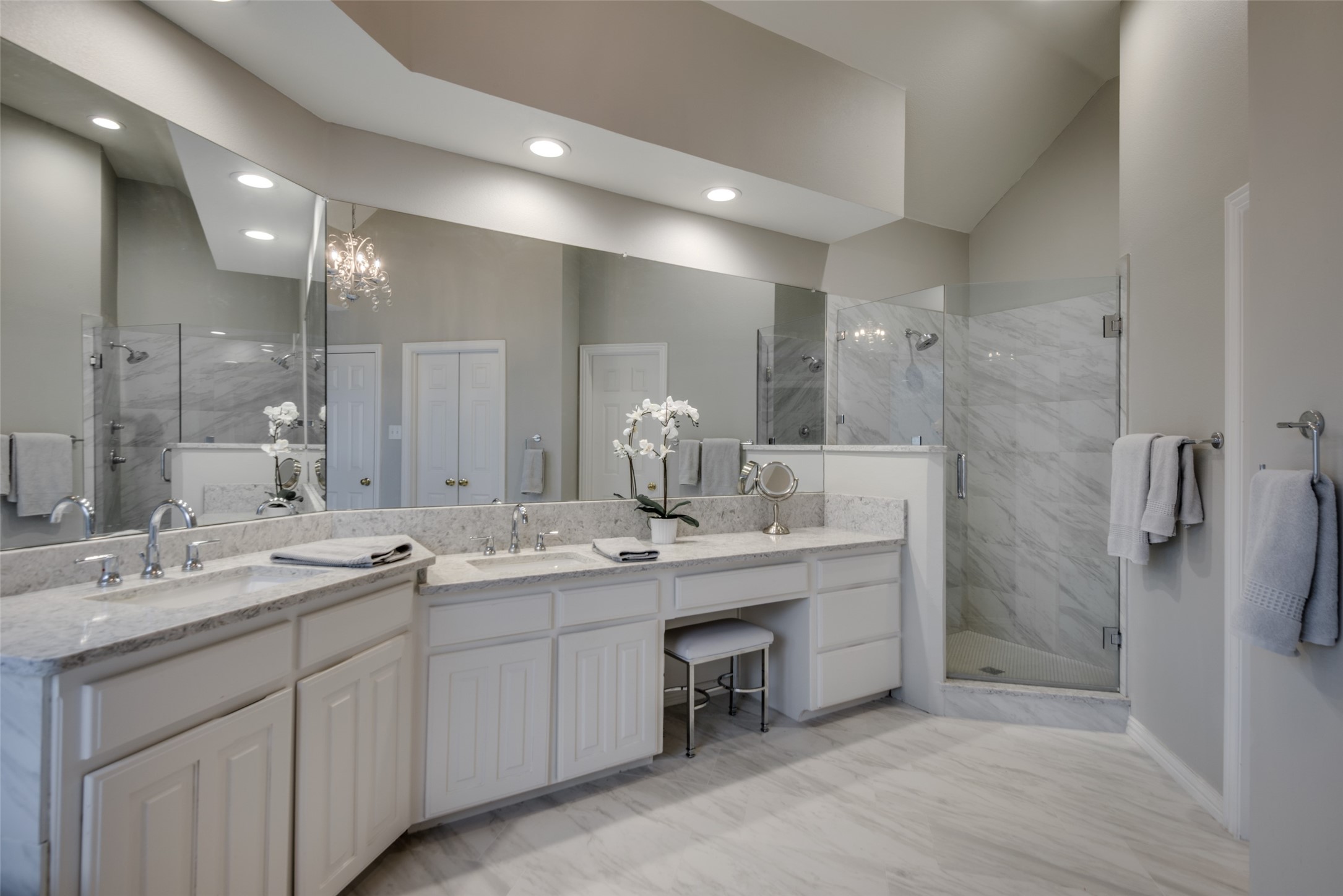 900 Spring Park Court